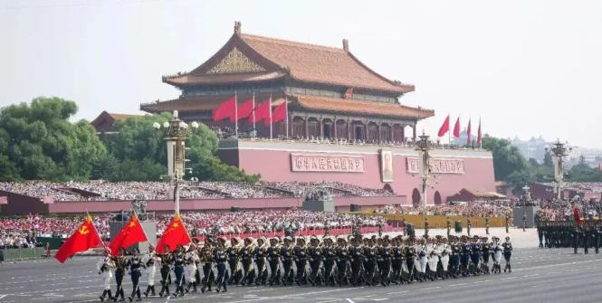 铭记历史，砥砺前行—安格诺尔员工共观阅兵仪式